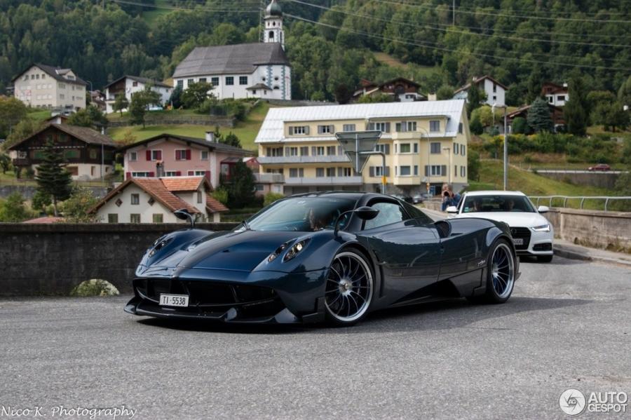 Pagani Huayra Futura '2016